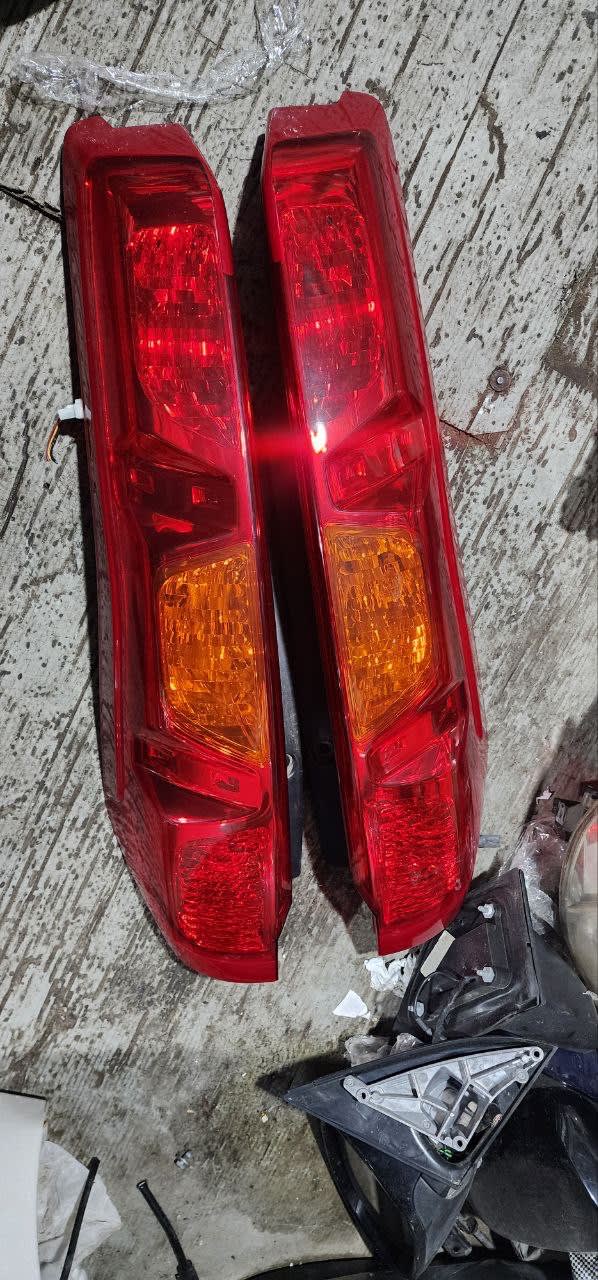 Nose cut + Headlights + Tail lights Nissan X-Trail used in Sharjah — photo 10