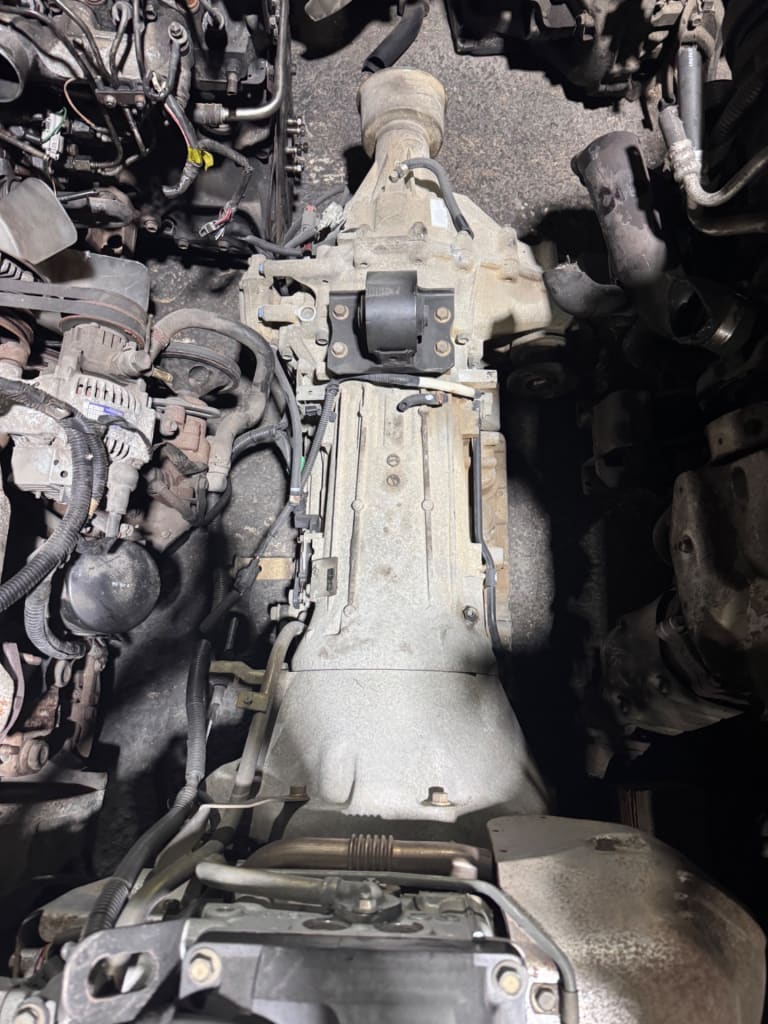 Engine + AT Nissan ZD30 used in Sharjah — photo 2
