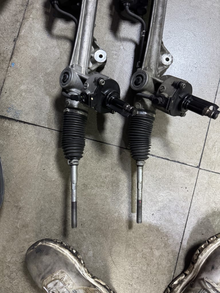 Steering rack BMW used in Sharjah — photo 2