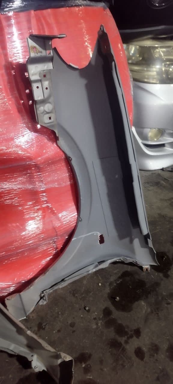Fender Nissan Sunny used in Sharjah — photo 7