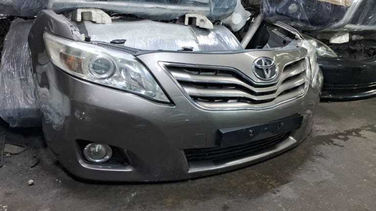 Nose cut Toyota Camry used in Sharjah — photo 2