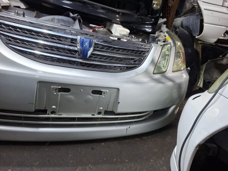 Bumper + Grille + Headlights Toyota Mark II used in Sharjah — photo 2