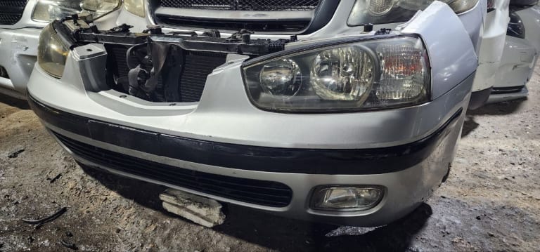 Nose cut Hyundai Elantra used in Sharjah — photo 2
