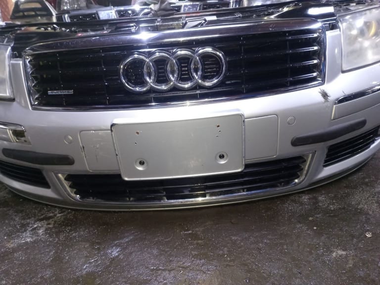 Audi A8 Ноускат 