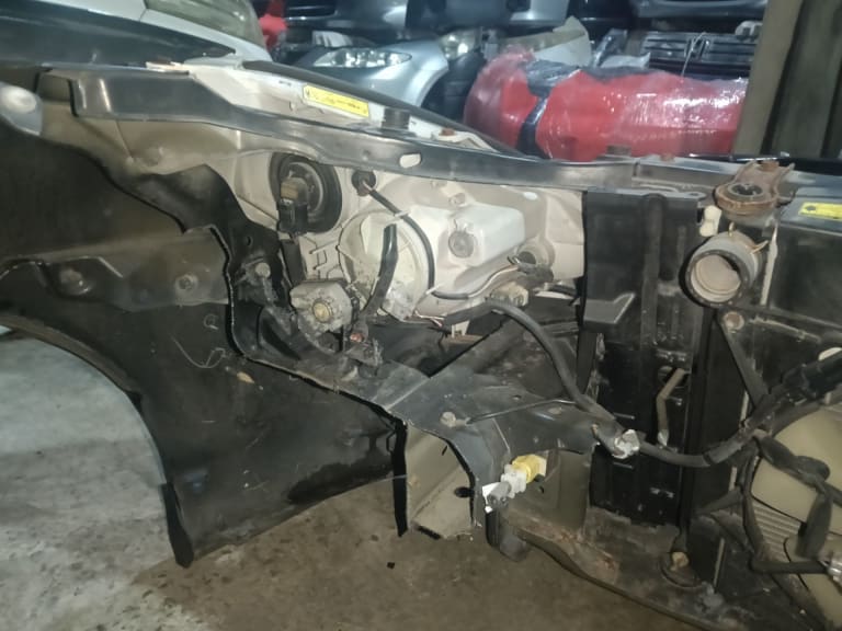 Nose cut Toyota Caldina used in Sharjah — photo 7