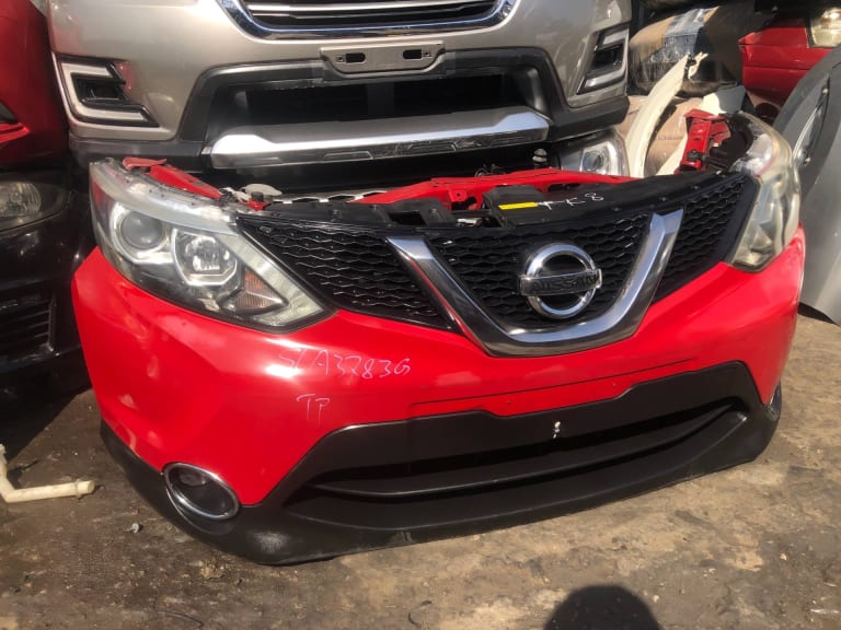 Nissan Qashqai Ноускат 