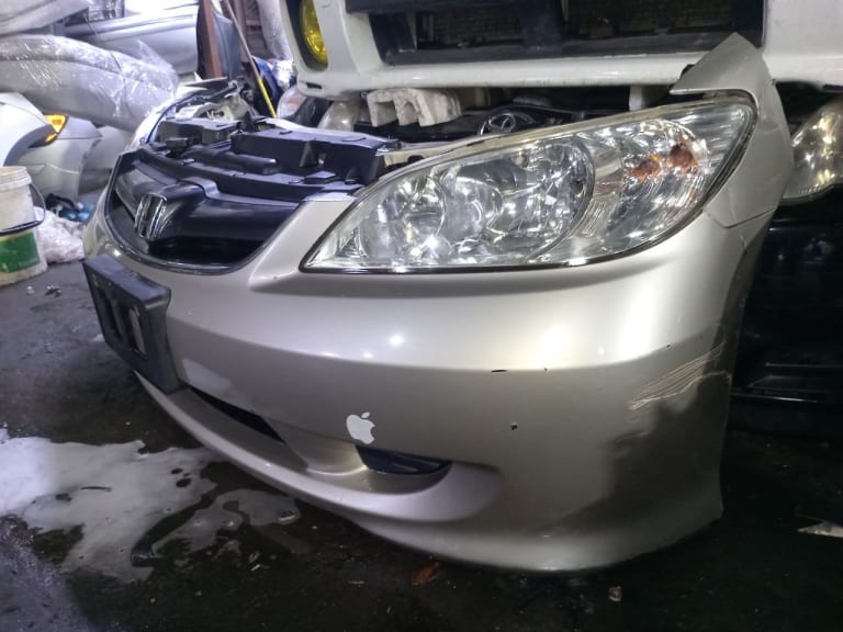 Nose cut Honda Civic used in Sharjah — photo 2