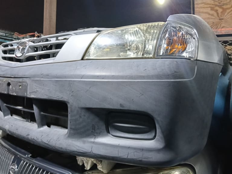 Mazda Demio Ноускат 