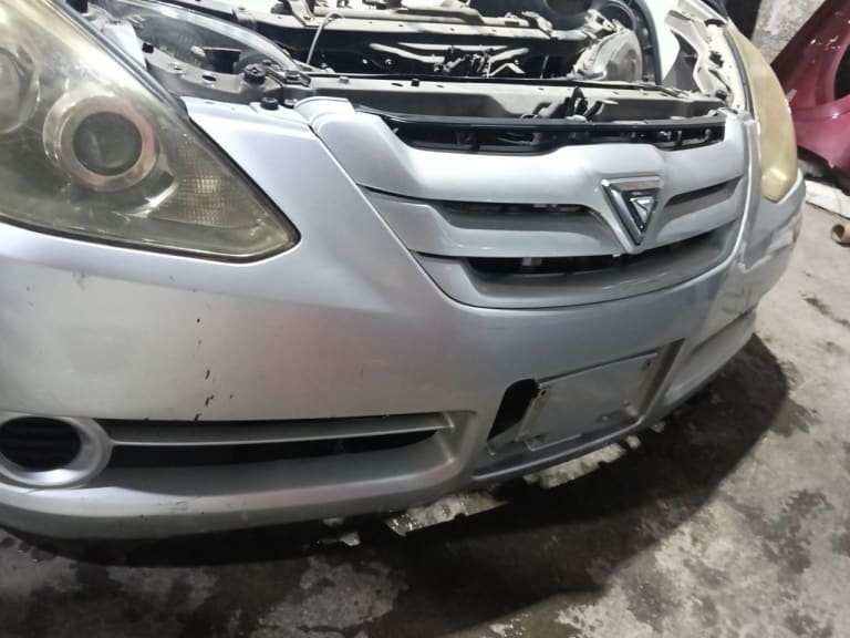 Nose cut Toyota Caldina
