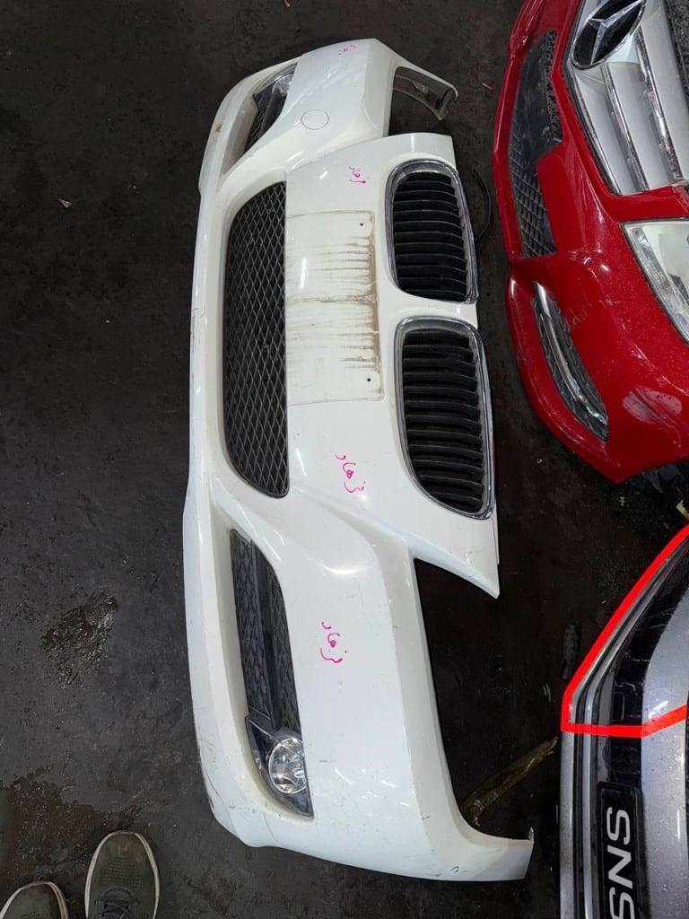 Bumper BMW E90