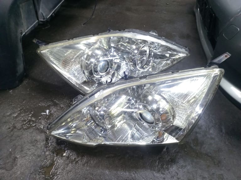 Headlights + Grille + Mirror Honda CR-V used in Sharjah — photo 2