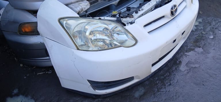 Nose cut Toyota Corolla Runx used in Sharjah — photo 2