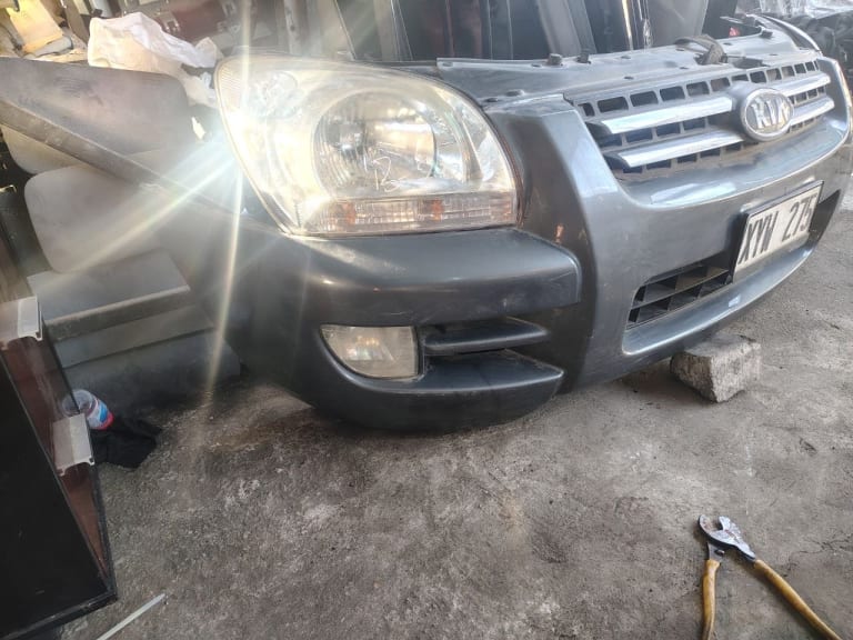 Nose cut + Hood Kia Sportage used in Sharjah — photo 2