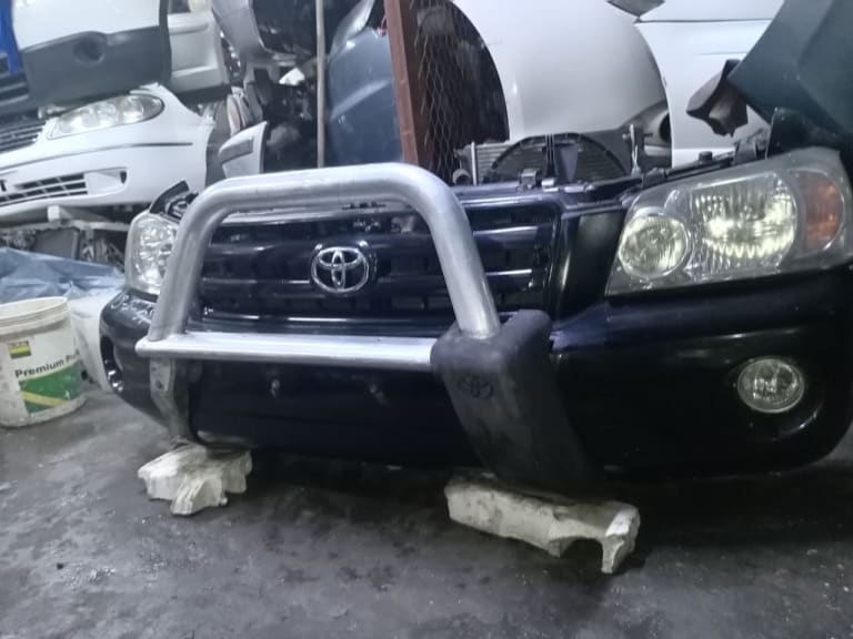 Toyota Kluger Ноускат 