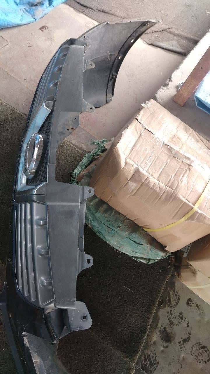 Bumper + Hood Nissan Qashqai used in Sharjah — photo 7