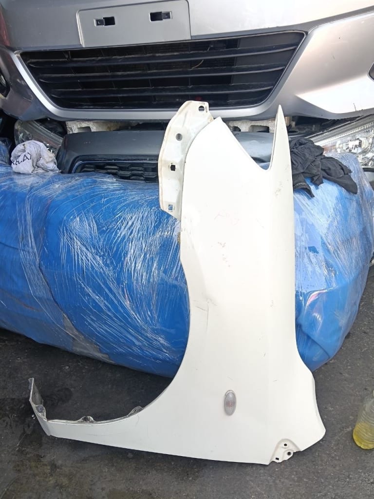 Fender Toyota Corolla Axio used in Sharjah — photo 2