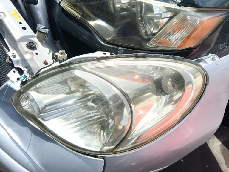 Bumper + Headlights Toyota Funcargo used in Sharjah — photo 5