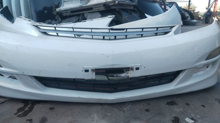 Bumper Toyota Estima used in Sharjah — photo 2