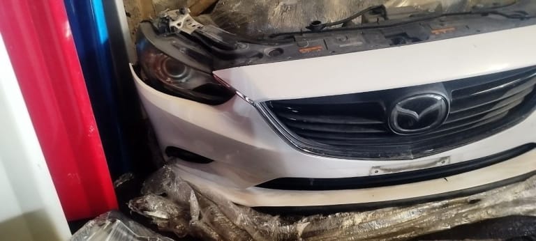 Nose cut Mazda Atenza used in Sharjah — photo 7