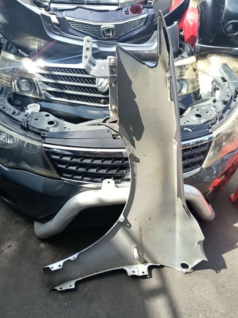 Fender Mitsubishi Lancer used in Sharjah — photo 4