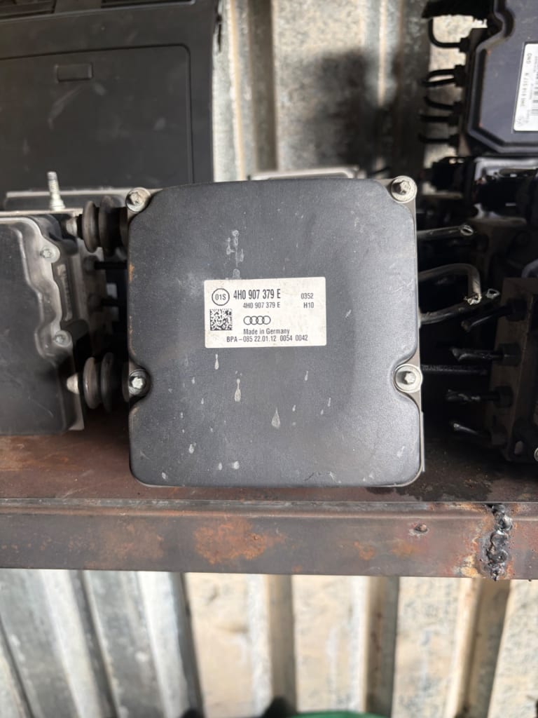 ABS module Audi A8