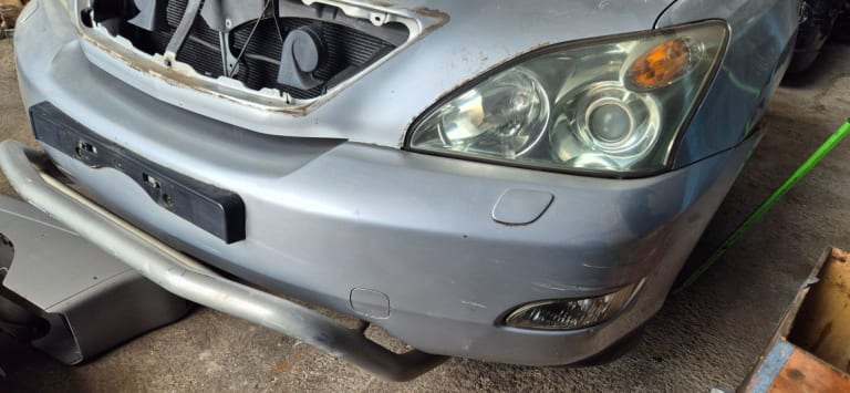 Nose cut Lexus used in Sharjah — photo 3