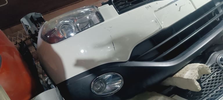 Nose cut Nissan used in Sharjah — photo 2