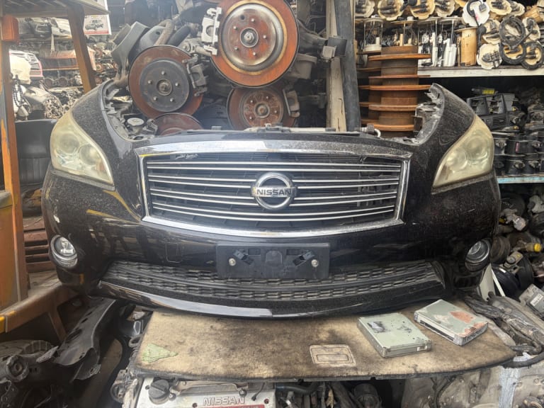 Nose cut Nissan Fuga