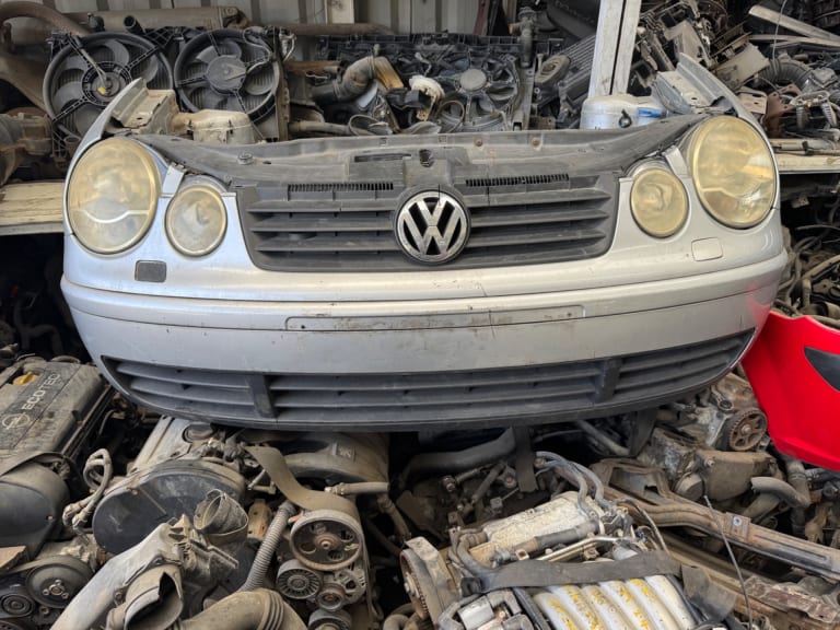 Volkswagen Golf Ноускат