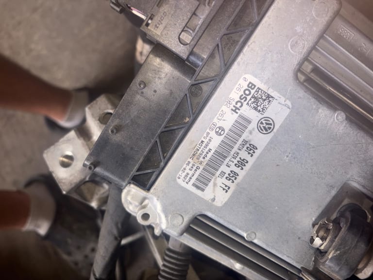 Manual transmission Volkswagen BVY used in Sharjah — photo 2