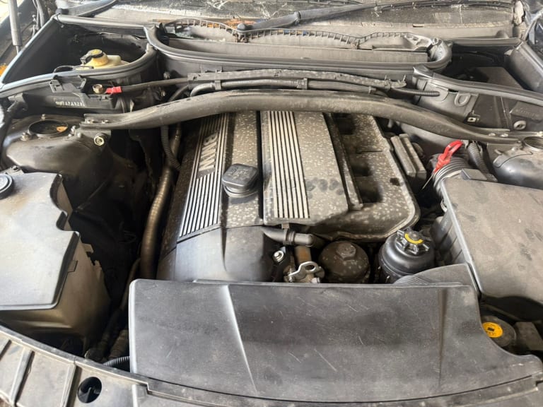 Engine + AT BMW M54B30 E83 used in Sharjah — photo 2