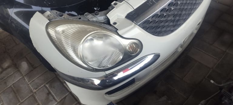 Nose cut Toyota Duet used in Sharjah — photo 2