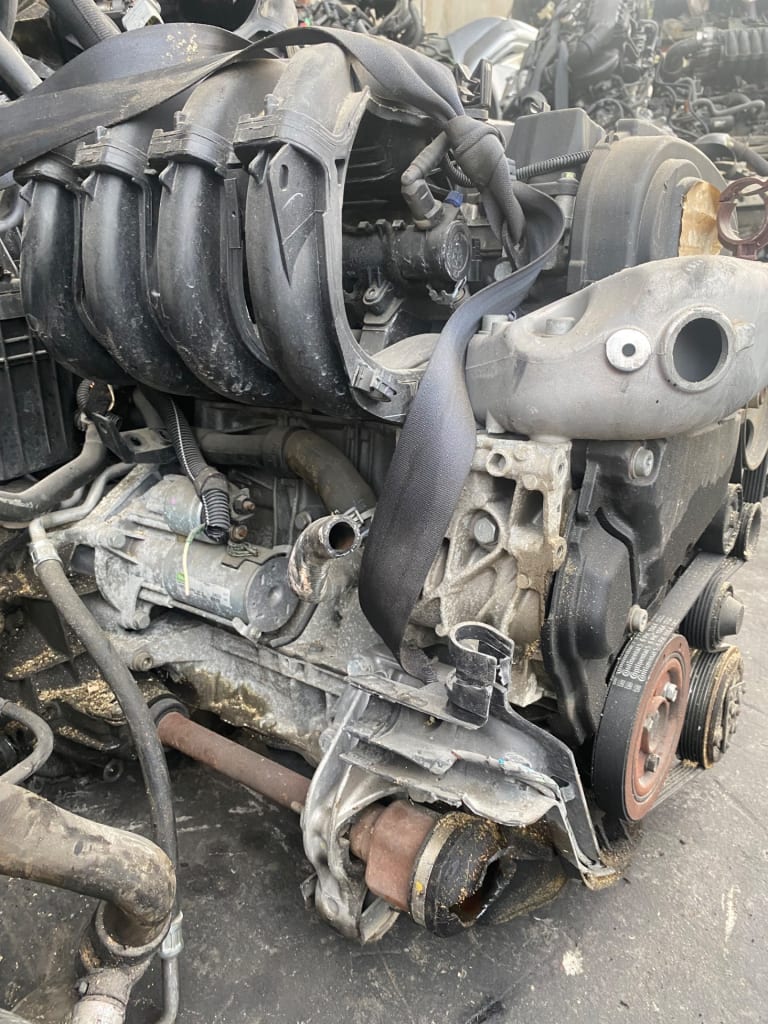 Engine + MT Peugeot KFU used in Sharjah — photo 3