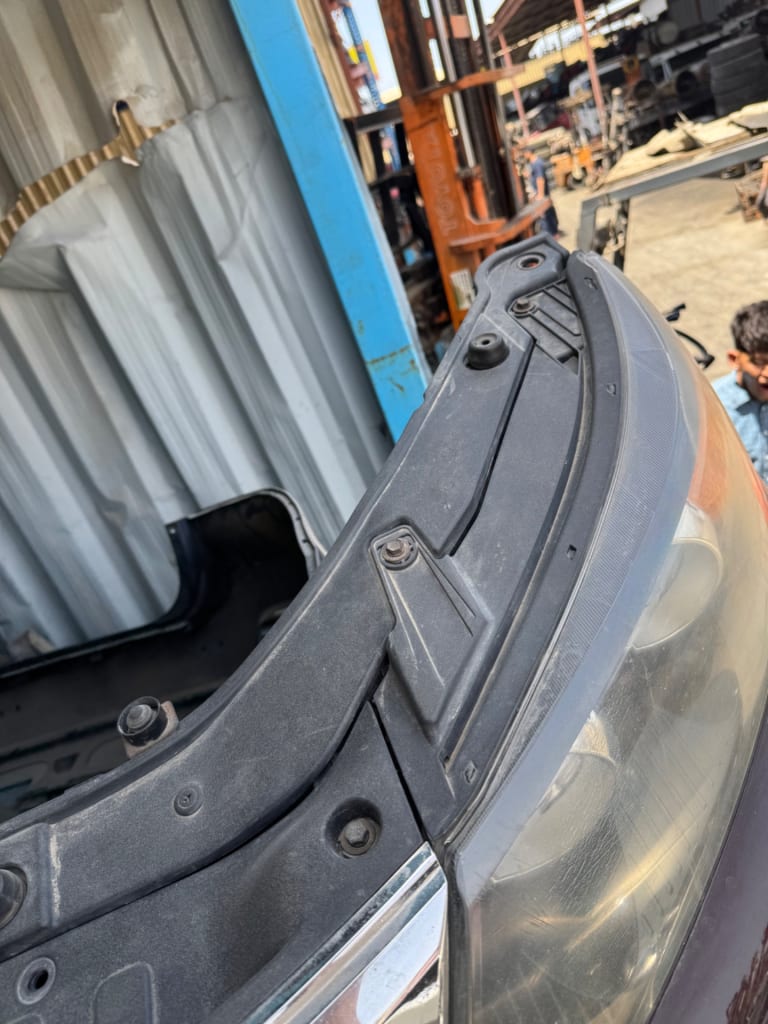Nose cut Kia Sorento used in Sharjah — photo 4