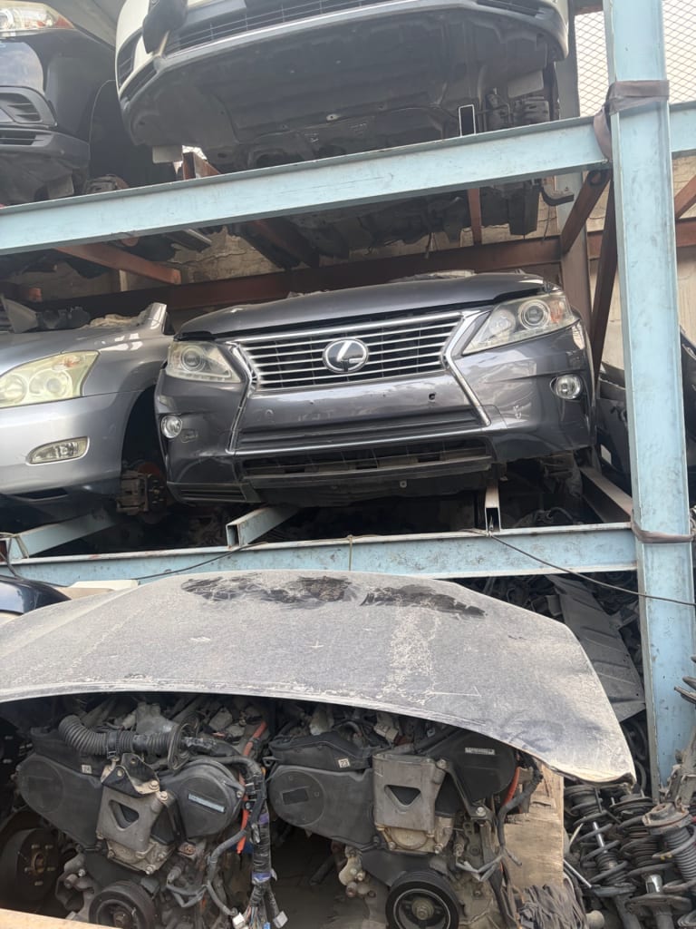 Half cut Lexus RX350 2GR used in Sharjah — photo 2