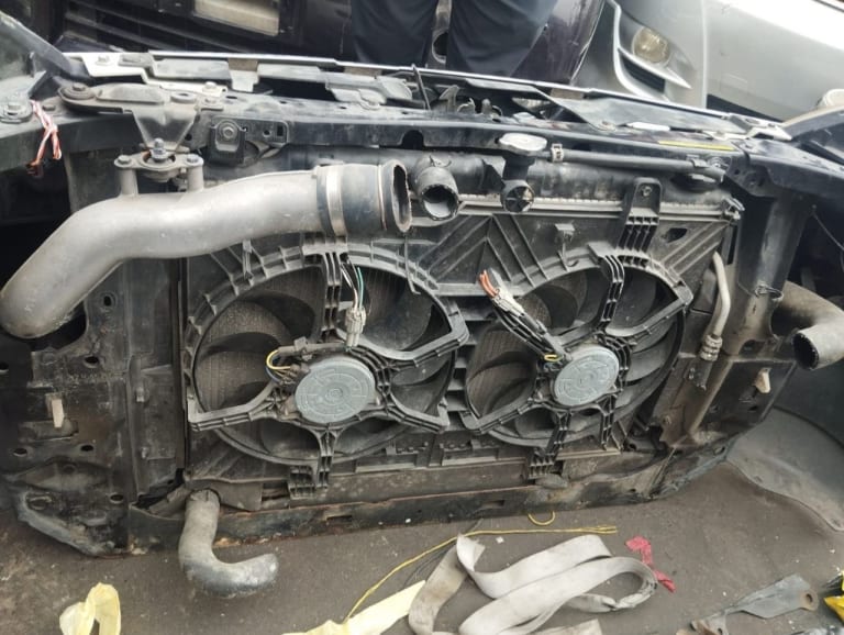 Nose cut Nissan X-Trail used in Sharjah — photo 6