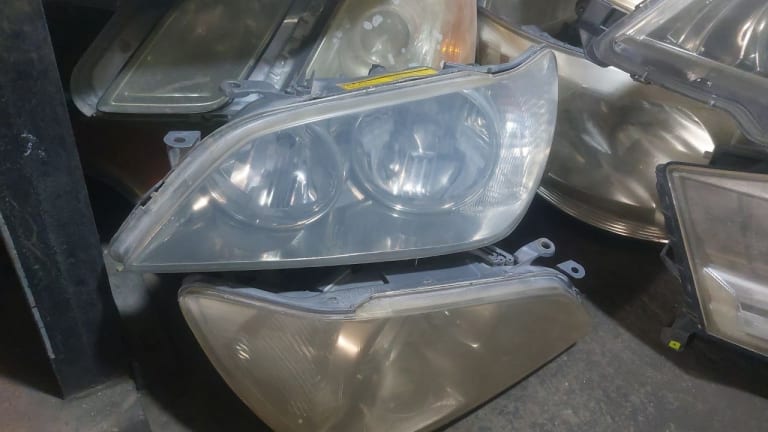 Headlights Toyota Altezza