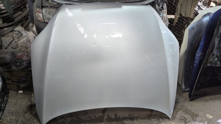 Hood Audi Q7