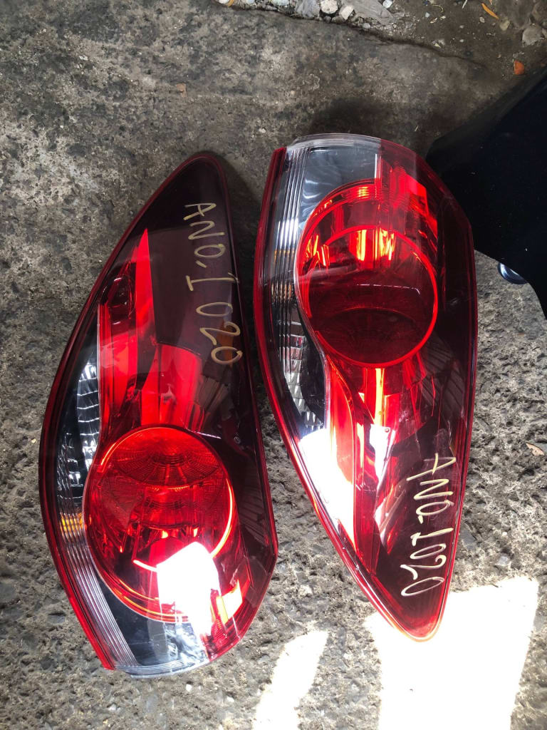 Mirror + Tail lights Mazda 6 used in Sharjah — photo 3
