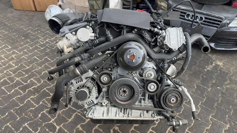 Audi ДВС CHV