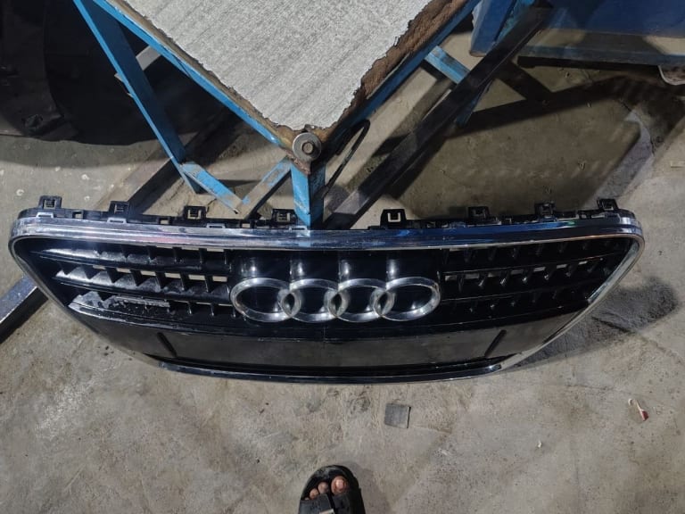 Grille Audi used in Sharjah — photo 2