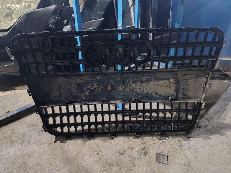 Grille Audi used in Sharjah — photo 4
