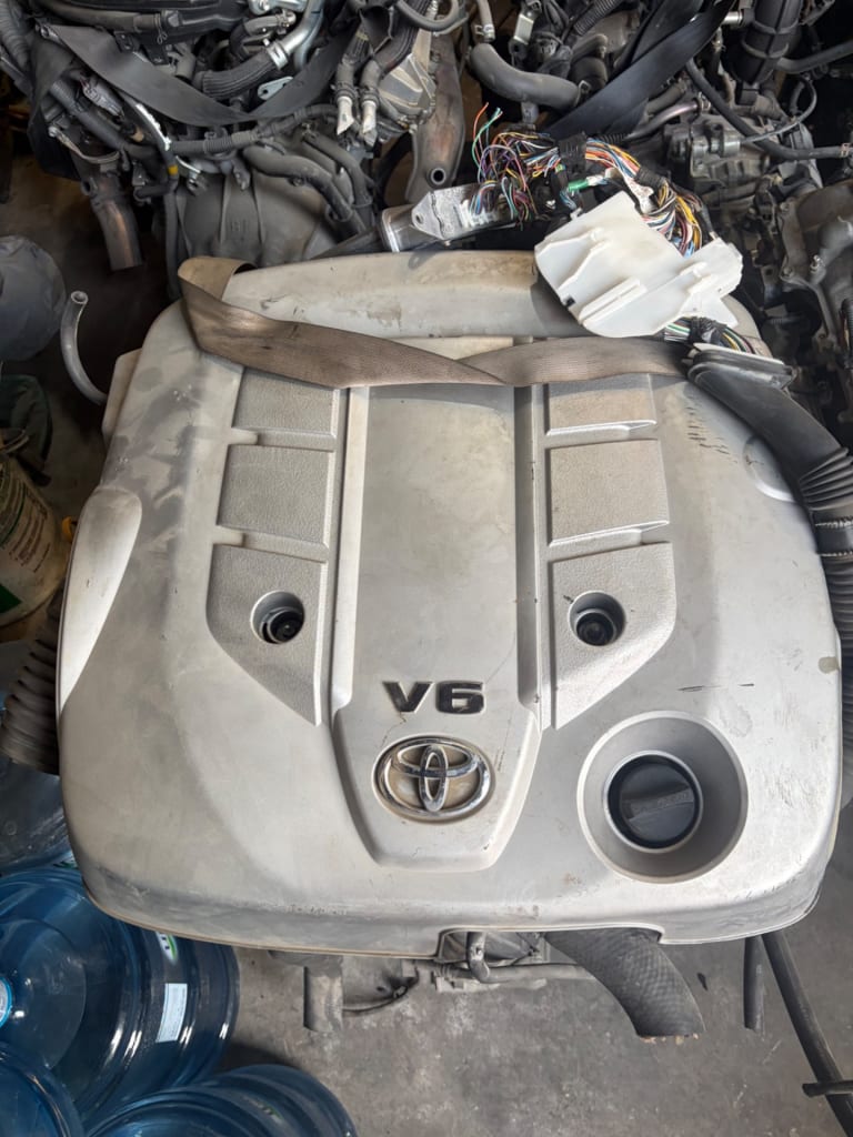 Engine Toyota 3GR used in Sharjah — photo 2