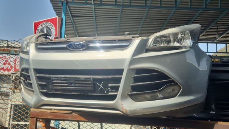 Ford Kuga Ноускат