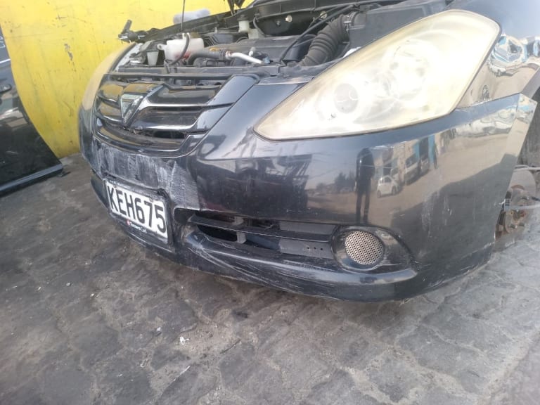 Bumper + Grille + Headlights Toyota Caldina used in Sharjah — photo 2