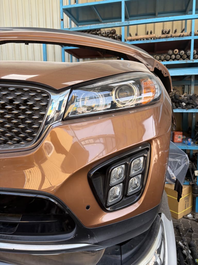 Half cut Kia Sorento