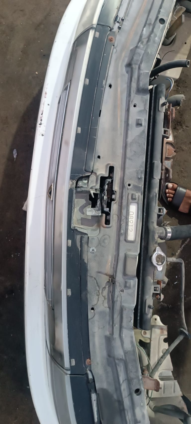 Nose cut Toyota Vista