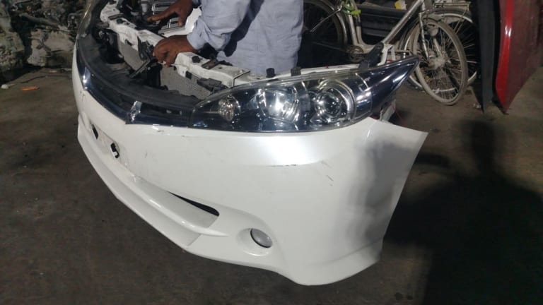 Nose cut Toyota Wish used in Sharjah — photo 2