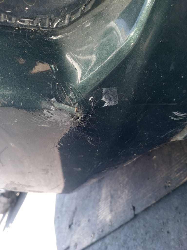 Nose cut + Hood + Fender Toyota Land Rover used in Sharjah — photo 23