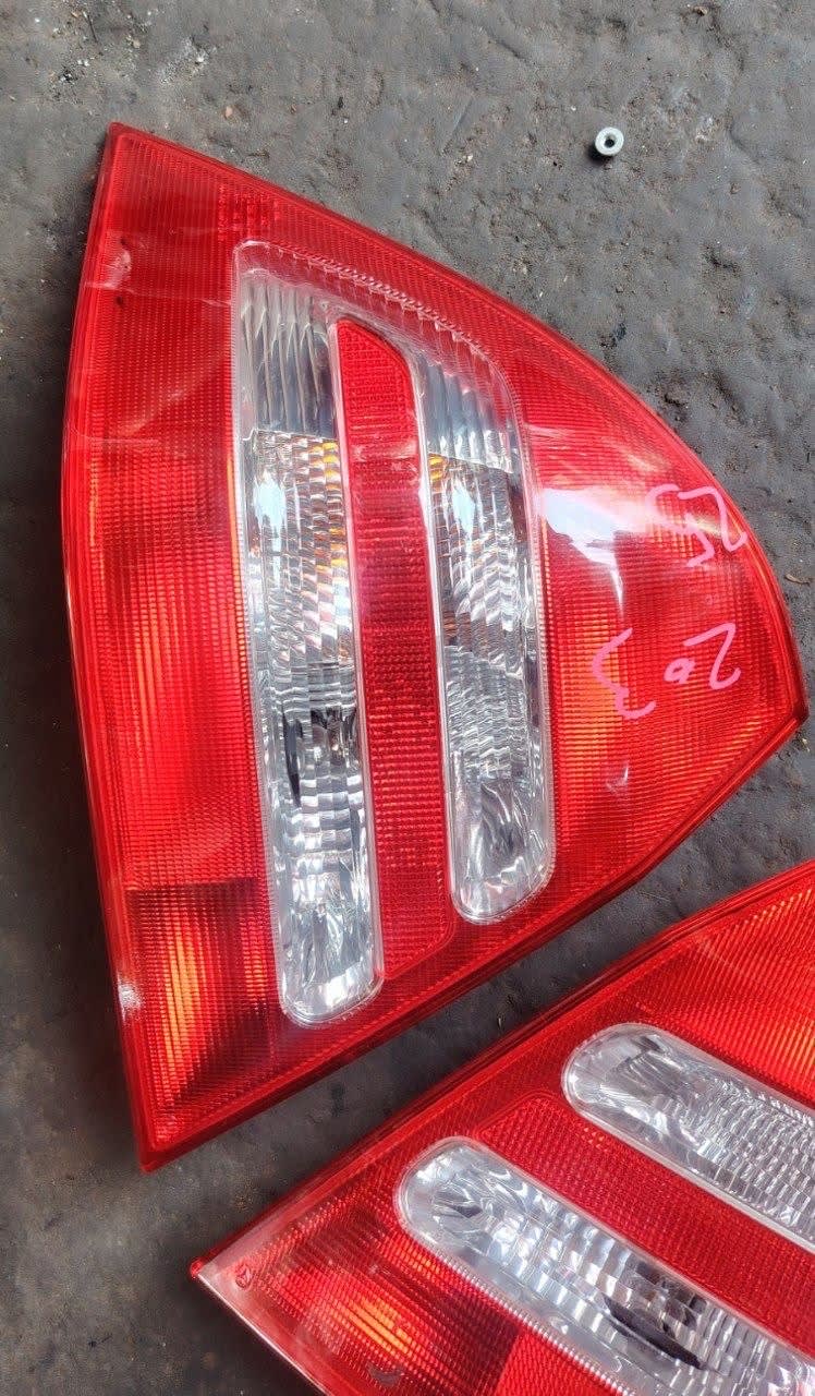 Mercedes-Benz C-Class Стоп сигналы 2шт